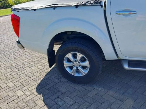 Nissan Navara 4X2 Double cab in Mauritius