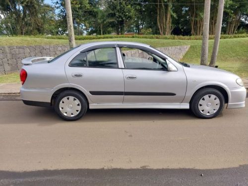 Nissan Sunny in Mauritius
