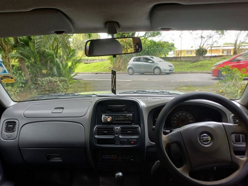 Nissan NAVARA in Mauritius