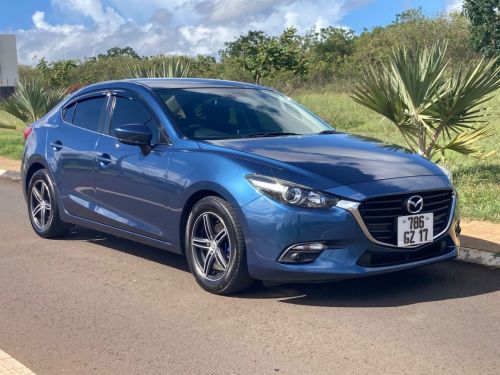 Used Mazda Axela for sale in Rose Hill