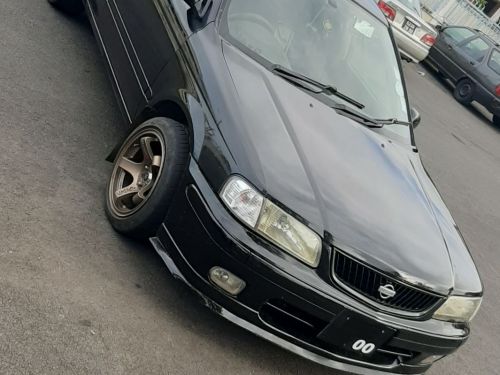 Nissan B15 in Mauritius