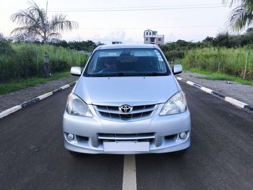 Toyota Avanza 1.5G in Mauritius