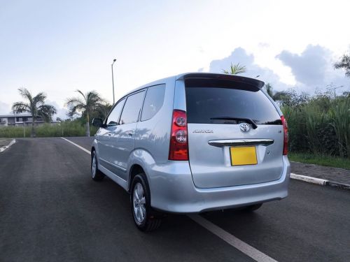 Toyota Avanza 1.5G in Mauritius