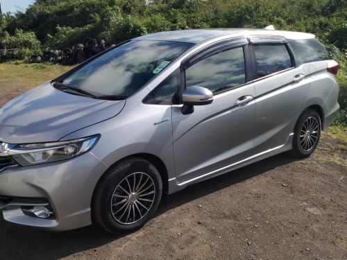 Honda shuttle in Mauritius