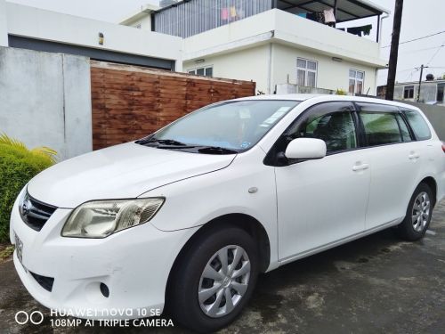 Toyota Fielder Corolla in Mauritius