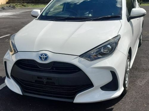 Toyota Yaris X in Mauritius