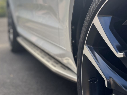 Volvo XC60 T8 in Mauritius