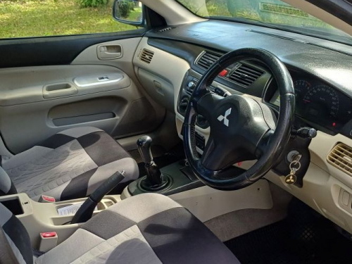 Mitsubishi lancer GLX in Mauritius
