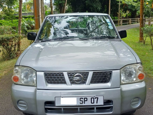Pre-owned Nissan NAVARA for sale in 