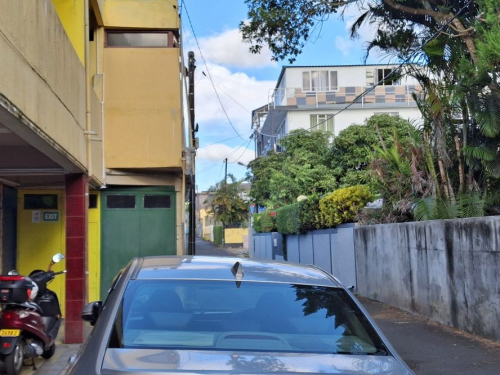 Honda grace in Mauritius