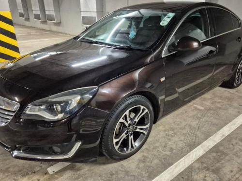Opel Insignia in Mauritius