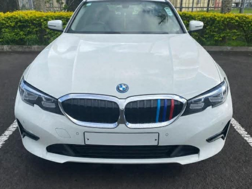 BMW 330e PLUG IN HYBRID G20 in Mauritius