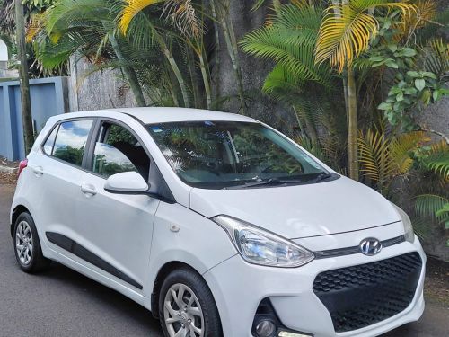 Pre-owned Hyundai i10 Grand  for sale in 