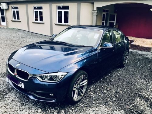 BMW F30 in Mauritius