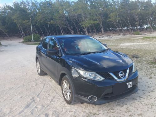 Pre-owned Nissan Qashqai for sale in 