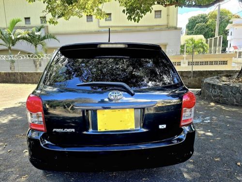 Toyota fielder in Mauritius