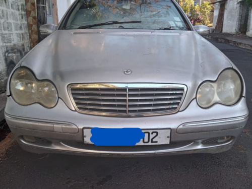 Mercedes-Benz C180 in Mauritius