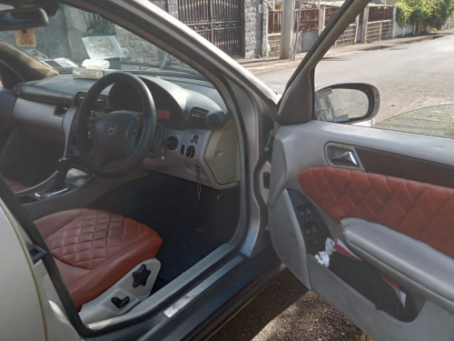 Mercedes-Benz C180 in Mauritius