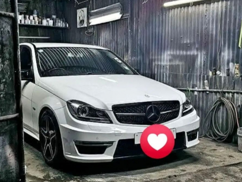 Mercedes-Benz C180 w204 in Mauritius