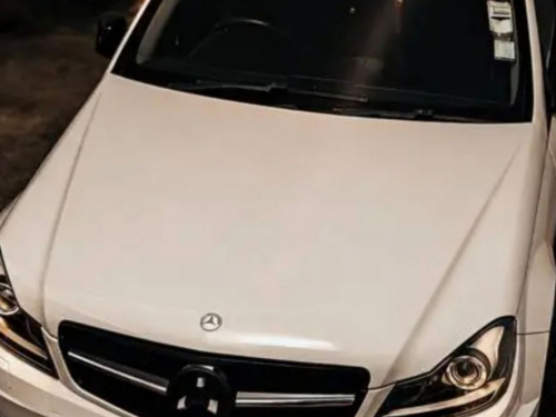Mercedes-Benz C180 w204 in Mauritius