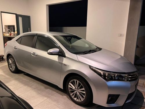 Pre-owned Toyota Corolla Altis for sale in 