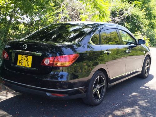 Nissan Sylphy Bluebird in Mauritius