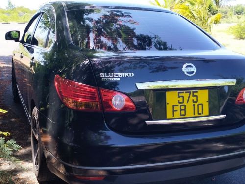 Nissan Sylphy Bluebird in Mauritius