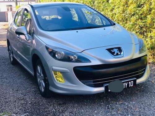 Peugeot 308 [ AUTOMATIC ] in Mauritius