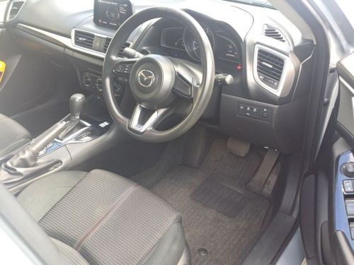 Mazda 3 Axela in Mauritius