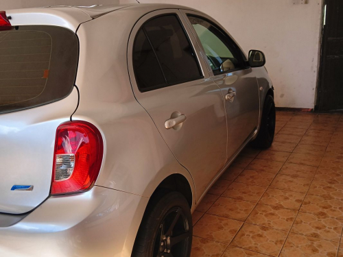 Nissan March AK 13 in Mauritius