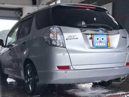 Honda Fit Shuttle 1.3 Hybrid in Mauritius