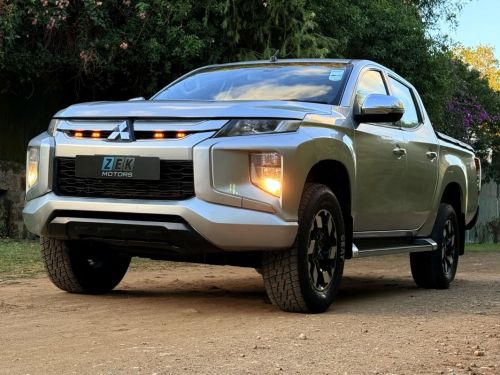 Mitsubishi Triton 4x4 in Mauritius