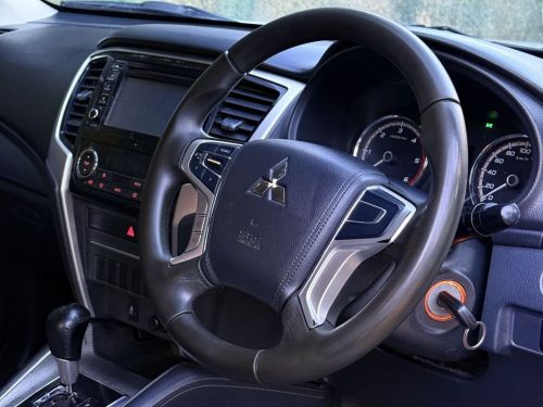Mitsubishi Triton 4x4 in Mauritius